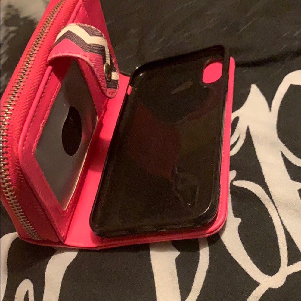 Case with the zipper on the side